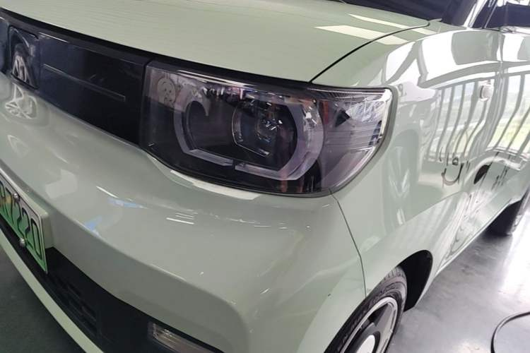 Used Wuling Hongguang MINIEV 2022 Macaron Fashion Model Lithium Iron Phosphate Left Front Headlight