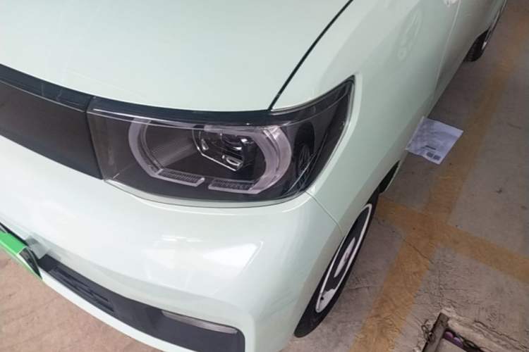 Used Wuling Hongguang MINIEV 2022 Macaron Fashion Model Lithium Iron Phosphate Left Front Headlight