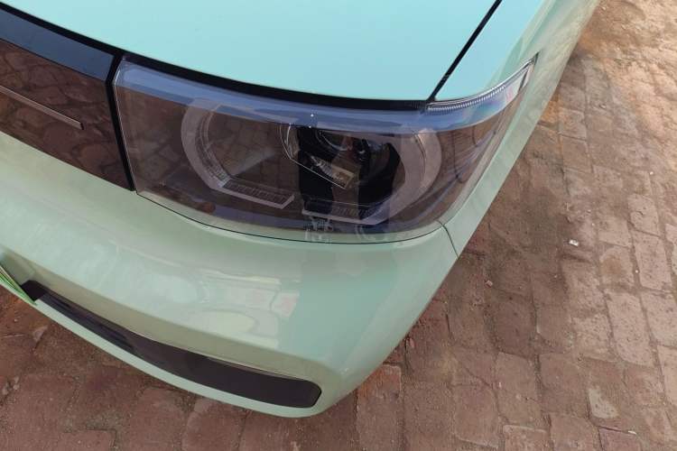 Used Wuling Hongguang MINIEV 2022 Macaron Premium Model – Lithium Iron Phosphate Left Front Headlight
