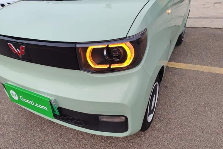 Used Wuling Hongguang MINIEV 2022 Macaron Premium Model – Lithium Iron Phosphate Left Front Headlight