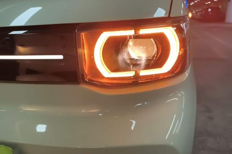 Used Wuling Hongguang MINIEV 2022 Enjoy Edition Lithium Iron Phosphate Left Front Headlight