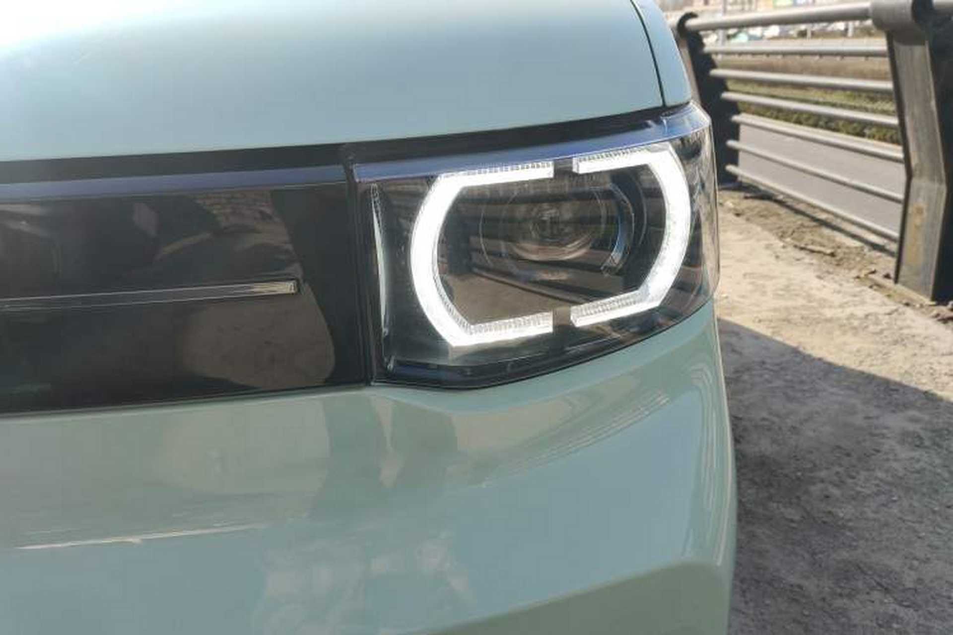 Used Wuling Hongguang MINIEV 2022 Macaron Premium Model – Lithium Ternary Battery Left Front Headlight