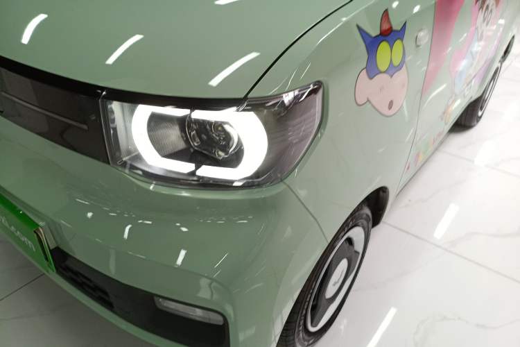 Used Wuling Hongguang MINIEV 2022 Macaron Premium Model – Lithium Iron Phosphate Left Front Headlight