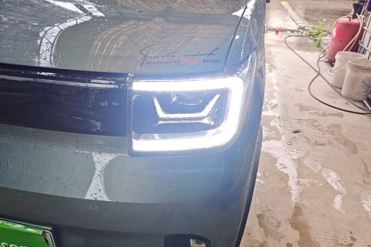 Used Wuling Hongguang MINIEV 2022 GAMEBOY 200km Gaming Edition with Lithium Iron Phosphate Left Front Headlight