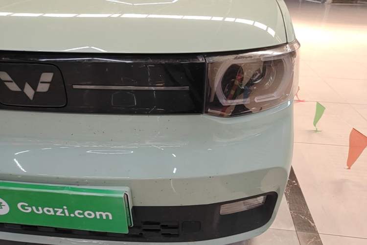 Used Wuling Hongguang MINIEV 2022 Macaron Premium Model – Lithium Iron Phosphate Left Front Headlight