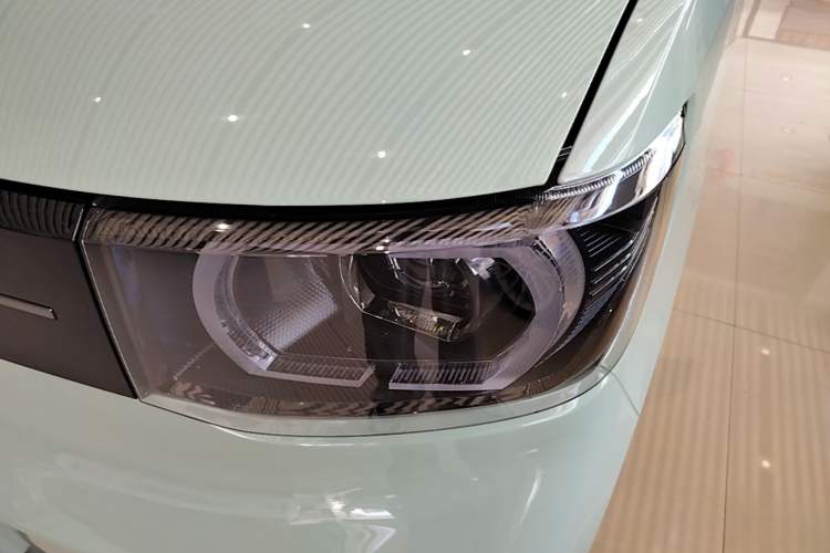 Used Wuling Hongguang MINIEV 2022 Macaron Premium Model – Lithium Iron Phosphate Left Front Headlight