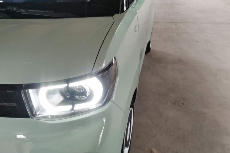 Used Wuling Hongguang MINIEV 2022 Macaron Premium Model – Lithium Iron Phosphate Left Front Headlight