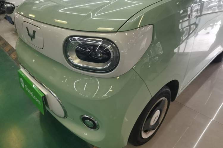 Used Wuling Hongguang MINIEV 2022 Macaron Fashion Model Lithium Iron Phosphate Left Front Headlight