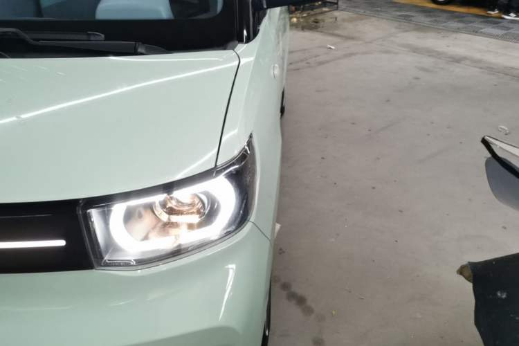 Used Wuling Hongguang MINIEV 2022 Macaron Fashion Model Lithium Iron Phosphate Left Front Headlight