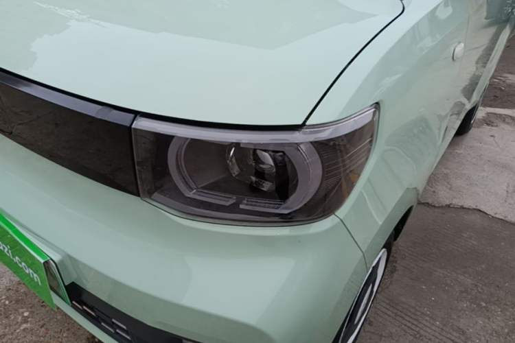 Used Wuling Hongguang MINIEV 2022 Macaron Premium Model – Lithium Iron Phosphate Left Front Headlight