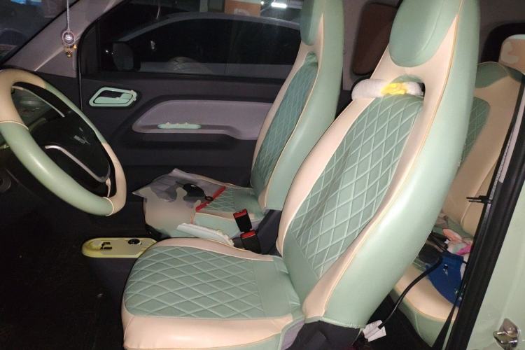 Used Wuling Hongguang MINIEV 2022 Macaron Fashion Edition Lithium-Nickel-Cobalt-Alpha-oxide Left Front Seat