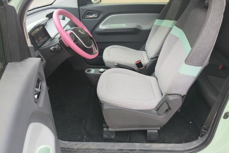Used Wuling Hongguang MINIEV 2022 Macaron Premium Model – Lithium Iron Phosphate Left Front Seat
