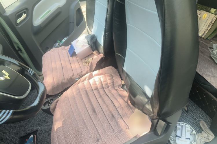 Used Wuling Hongguang MINIEV 2022 Macaron Premium Model – Lithium Iron Phosphate Left Front Seat