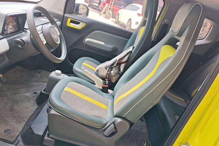 Used Wuling Hongguang MINIEV 2022 GAMEBOY 200km Gaming Edition with Lithium Iron Phosphate Left Front Seat