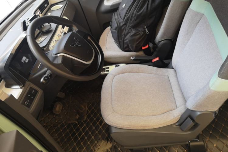 Used Wuling Hongguang MINIEV 2022 Macaron Premium Model – Lithium Ternary Battery Left Front Seat