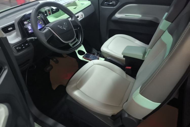 Used Wuling Hongguang MINIEV 2022 Macaron Premium Model – Lithium Iron Phosphate Left Front Seat