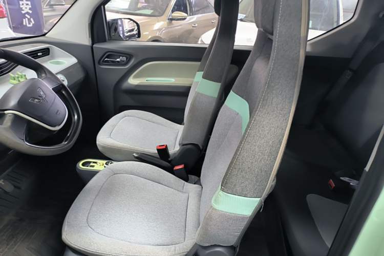 Used Wuling Hongguang MINIEV 2022 Macaron Fashion Model Lithium Iron Phosphate Left Front Seat