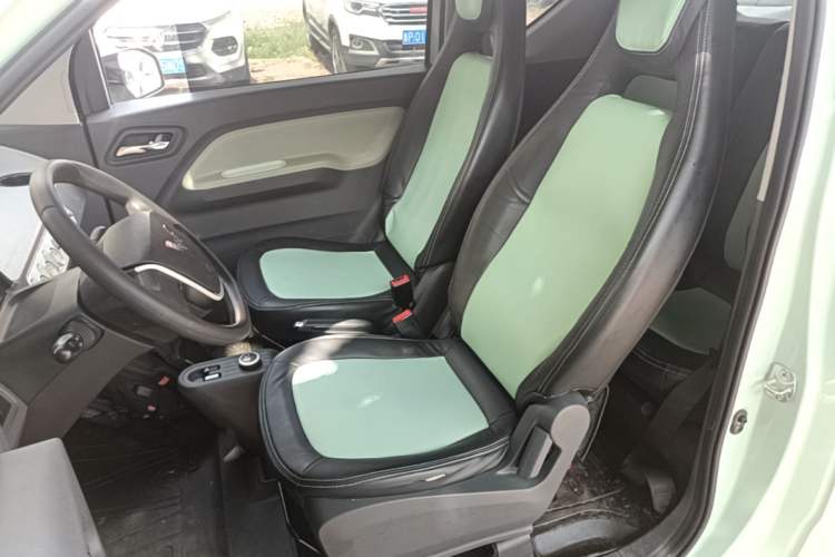 Used Wuling Hongguang MINIEV 2022 Macaron Premium Model – Lithium Iron Phosphate Left Front Seat