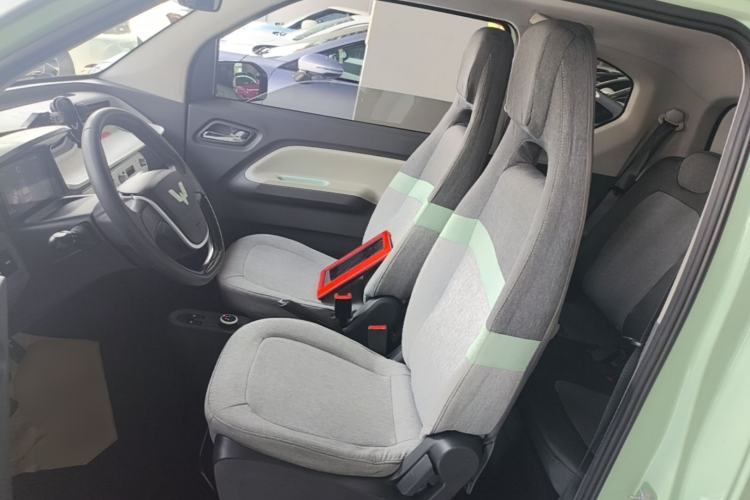 Used Wuling Hongguang MINIEV 2022 Macaron Premium Model – Lithium Iron Phosphate Left Front Seat