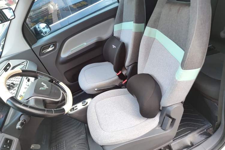 Used Wuling Hongguang MINIEV 2022 Macaron Premium Model – Lithium Iron Phosphate Left Front Seat