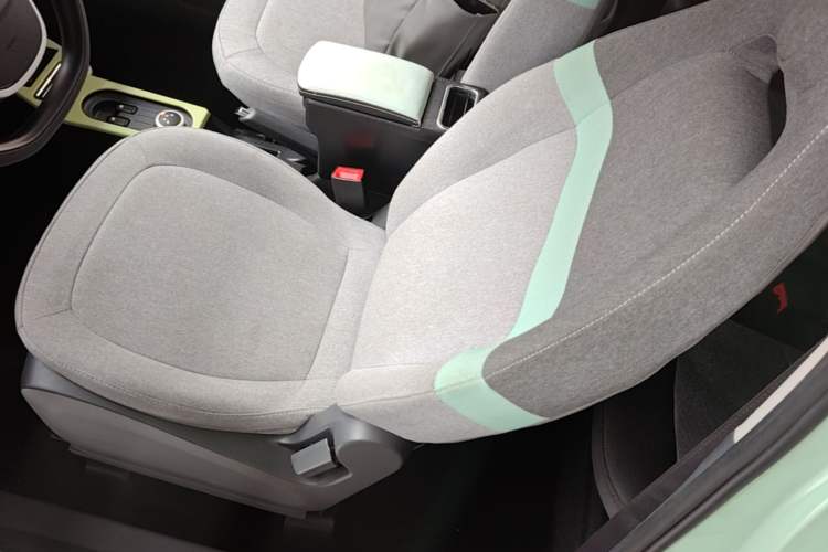 Used Wuling Hongguang MINIEV 2022 Macaron Premium Model – Lithium Iron Phosphate Left Front Seat