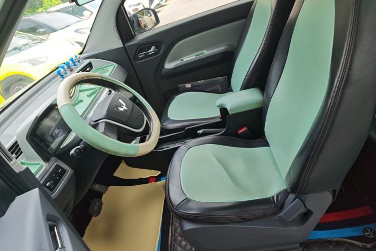 Used Wuling Hongguang MINIEV 2022 Macaron Fashion Edition Lithium-Nickel-Cobalt-Alpha-oxide Left Front Seat