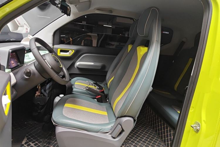 Used Wuling Hongguang MINIEV 2022 GAMEBOY 200km Gaming Edition with Lithium Iron Phosphate Left Front Seat