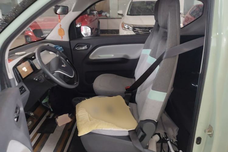 Used Wuling Hongguang MINIEV 2022 Macaron Premium Model – Lithium Iron Phosphate Left Front Seat