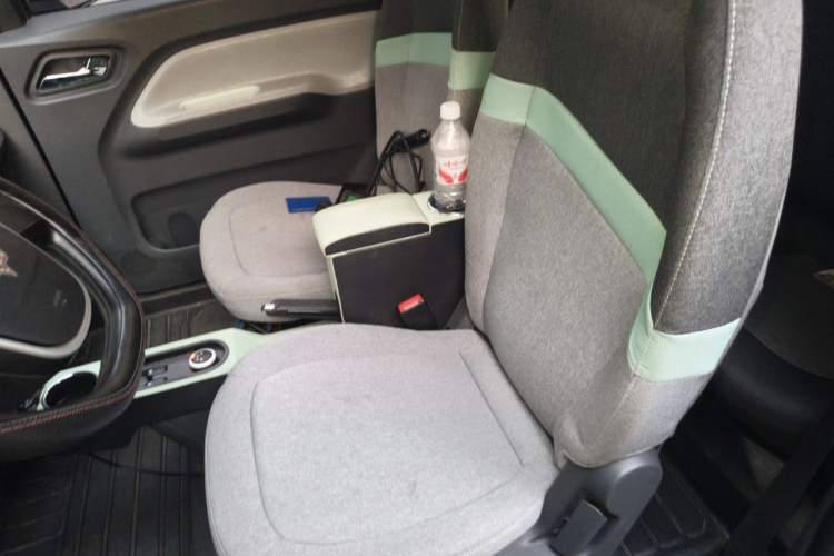 Used Wuling Hongguang MINIEV 2022 Macaron Premium Model – Lithium Iron Phosphate Left Front Seat
