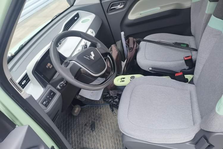 Used Wuling Hongguang MINIEV 2022 Macaron Premium Model – Lithium Iron Phosphate Left Front Seat