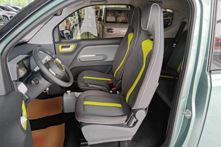 Used Wuling Hongguang MINIEV 2022 GAMEBOY 200km Play Edition with Lithium Iron Phosphate Left Front Seat