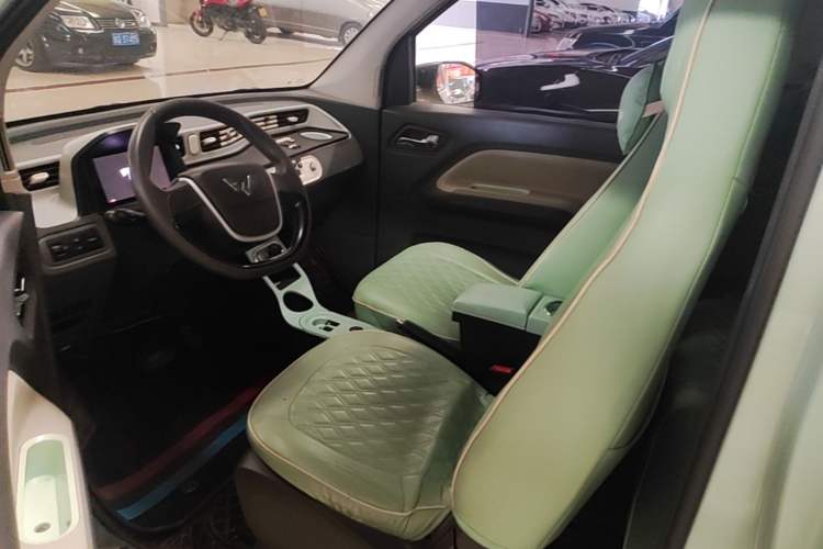 Used Wuling Hongguang MINIEV 2022 Macaron Premium Model – Lithium Iron Phosphate Left Front Seat