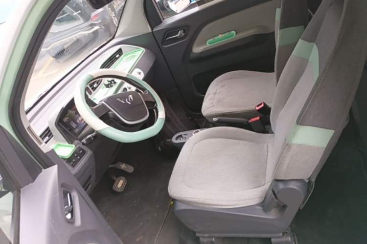 Used Wuling Hongguang MINIEV 2022 Macaron Premium Model – Lithium Iron Phosphate Left Front Seat