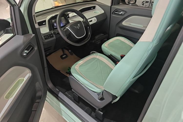 Used Wuling Hongguang MINIEV 2022 Macaron Premium Model – Lithium Iron Phosphate Left Front Seat