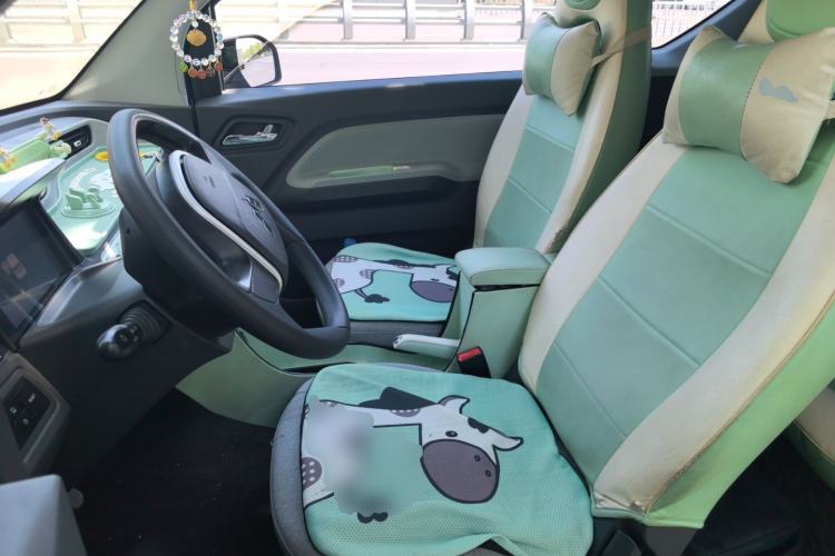 Used Wuling Hongguang MINIEV 2022 Macaron Fashion Model Lithium Iron Phosphate Left Front Seat