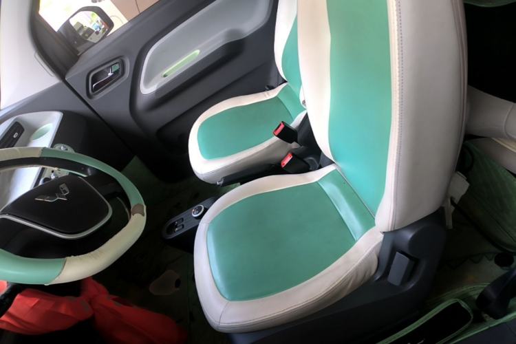 Used Wuling Hongguang MINIEV 2022 Macaron Fashion Edition Lithium-Nickel-Cobalt-Alpha-oxide Left Front Seat