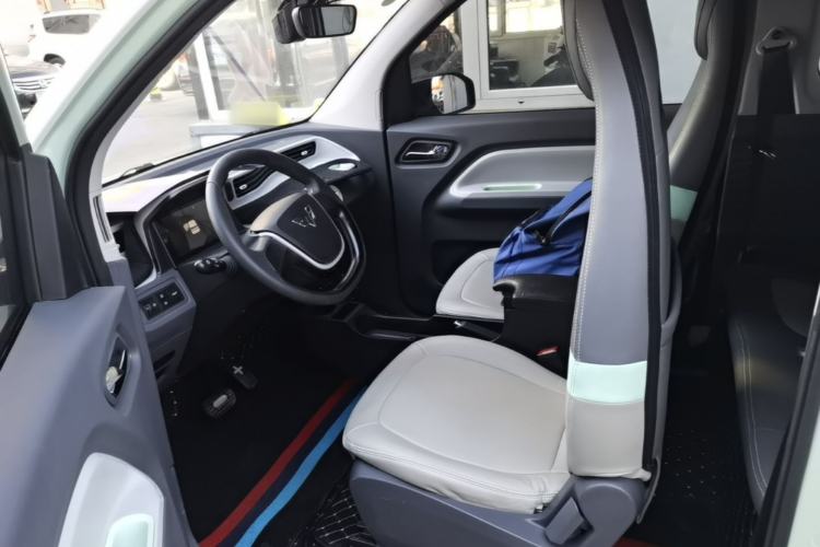 Used Wuling Hongguang MINIEV 2022 Macaron Premium Model – Lithium Iron Phosphate Left Front Seat