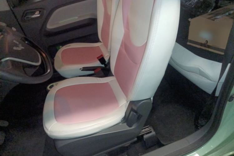 Used Wuling Hongguang MINIEV 2022 Macaron Premium Model – Lithium Ternary Battery Left Front Seat