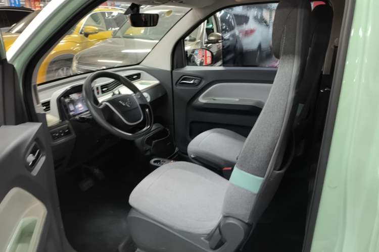 Used Wuling Hongguang MINIEV 2022 Enjoy Edition Lithium Iron Phosphate Left Front Seat