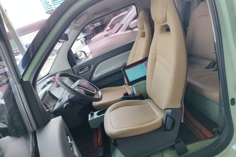 Used Wuling Hongguang MINIEV 2022 Macaron Premium Model – Lithium Iron Phosphate Left Front Seat