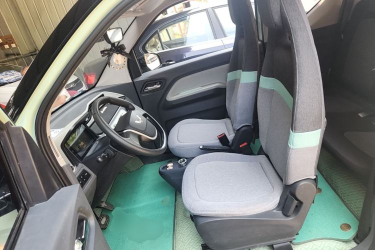 Used Wuling Hongguang MINIEV 2022 Macaron Premium Model – Lithium Ternary Battery Left Front Seat