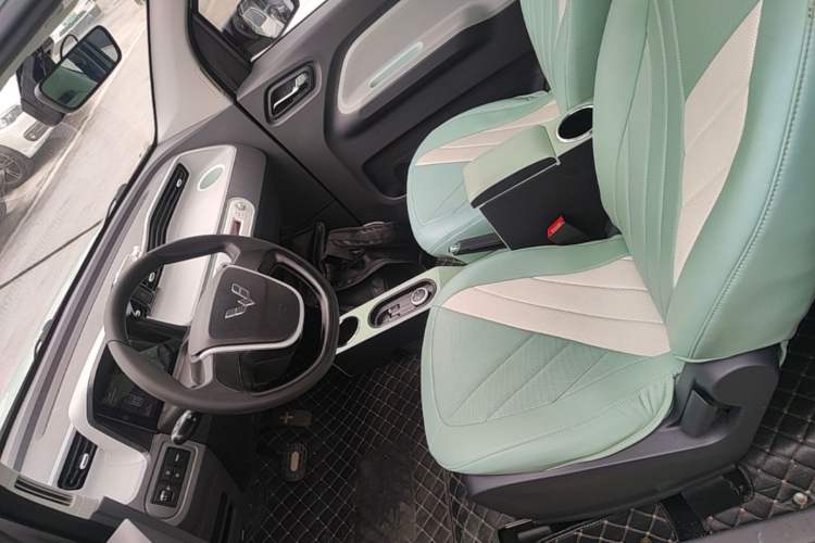 Used Wuling Hongguang MINIEV 2022 Macaron Premium Model – Lithium Iron Phosphate Left Front Seat