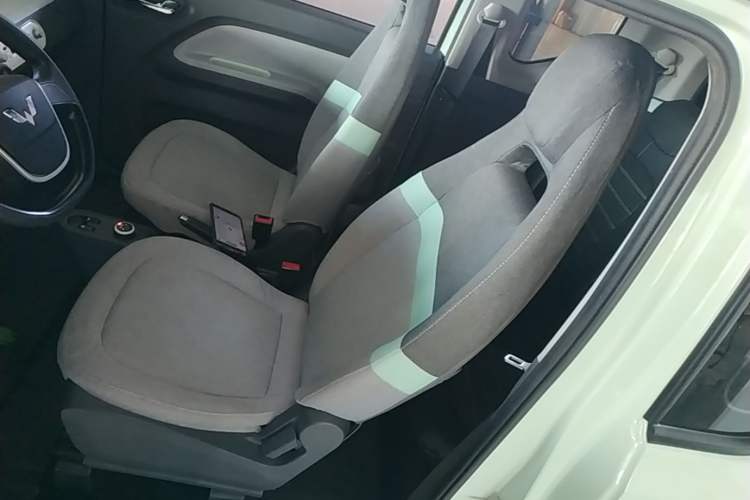 Used Wuling Hongguang MINIEV 2022 Macaron Premium Model – Lithium Iron Phosphate Left Front Seat
