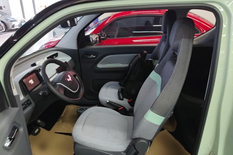 Used Wuling Hongguang MINIEV 2022 Macaron Premium Model – Lithium Iron Phosphate Left Front Seat