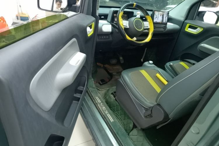 Used Wuling Hongguang MINIEV 2022 GAMEBOY 300km Enthusiast Model with Lithium Iron Phosphate Left Front Seat