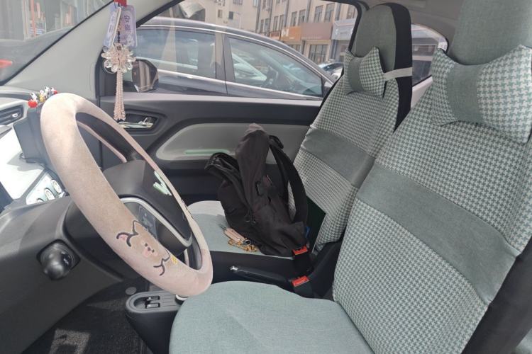 Used Wuling Hongguang MINIEV 2022 Macaron Fashion Model Lithium Iron Phosphate Left Front Seat