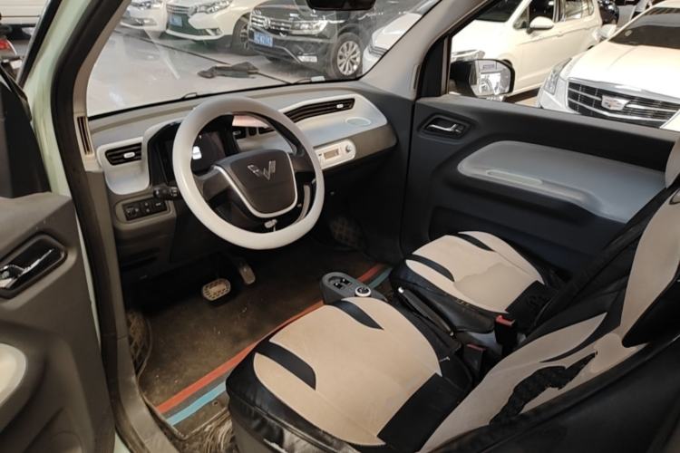 Used Wuling Hongguang MINIEV 2022 Macaron Premium Model – Lithium Iron Phosphate Left Front Seat