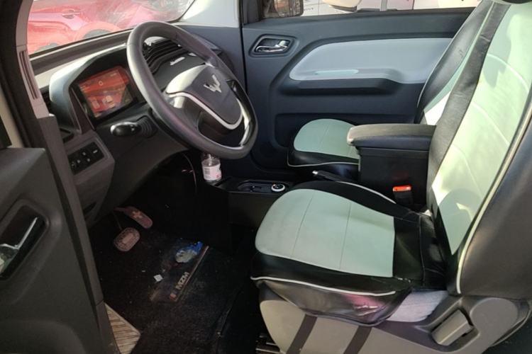 Used Wuling Hongguang MINIEV 2022 Enjoy Edition Lithium-Ion Battery Left Front Seat