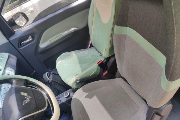 Used Wuling Hongguang MINIEV 2022 Macaron Premium Model – Lithium Iron Phosphate Left Front Seat