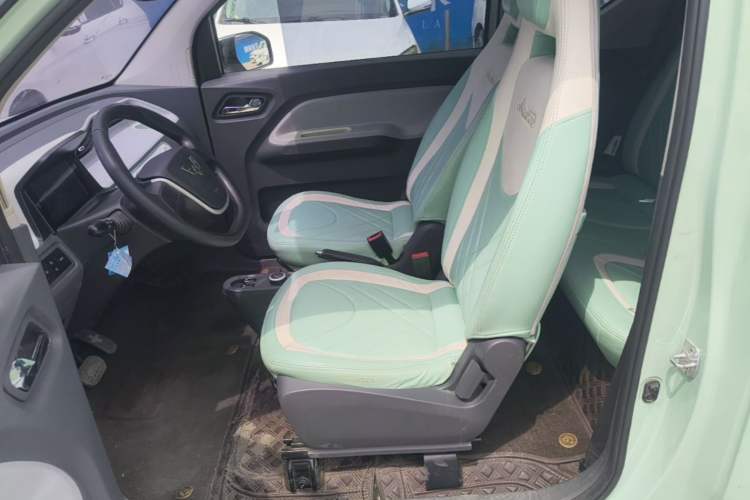 Used Wuling Hongguang MINIEV 2022 Macaron Premium Model – Lithium Iron Phosphate Left Front Seat